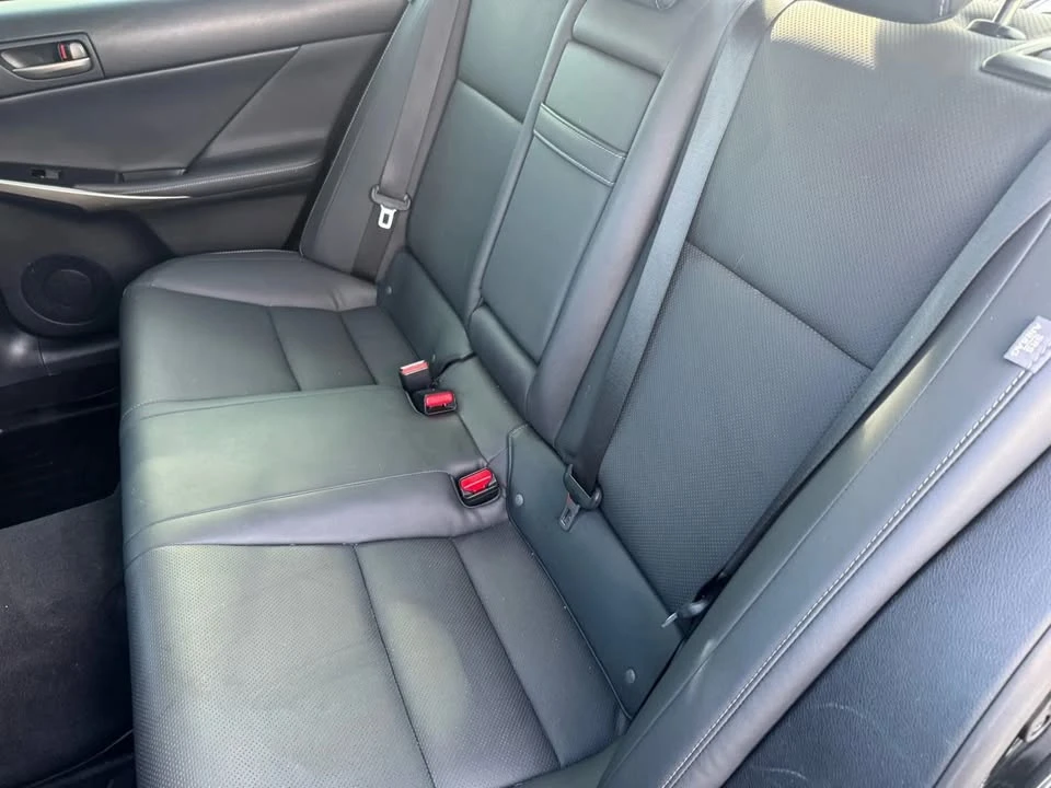 2019 Lexus IS 3rd Gen - Image 19 of 19
