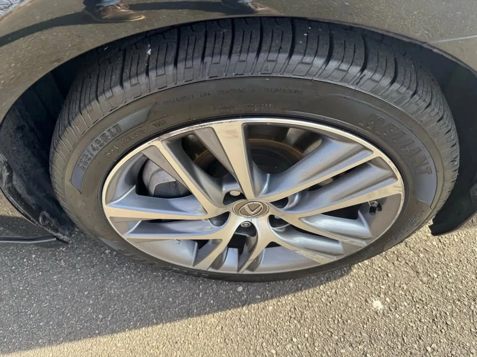 2019 Lexus IS 3rd Gen - Image 11 of 19