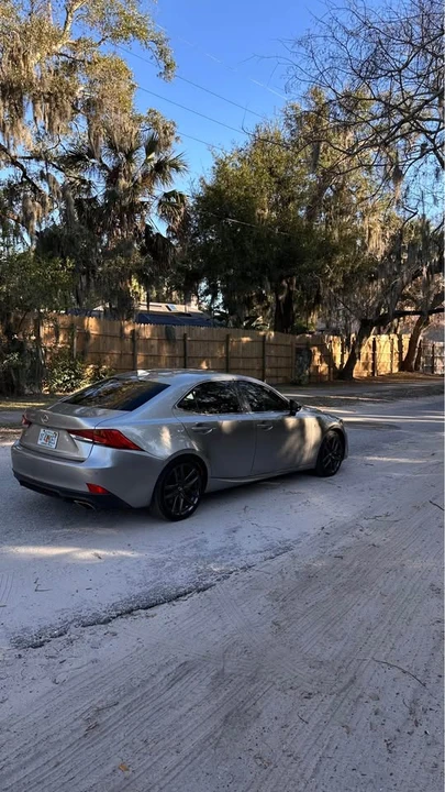 2019 Lexus IS 3rd Gen - Image 4 of 17