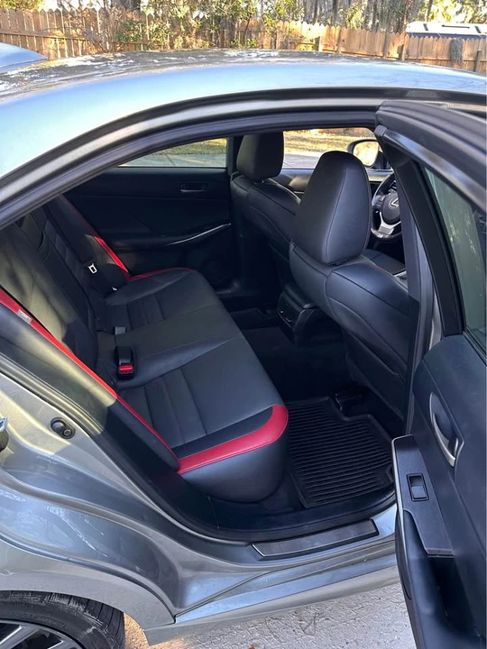 2019 Lexus IS 3rd Gen - Image 12 of 17