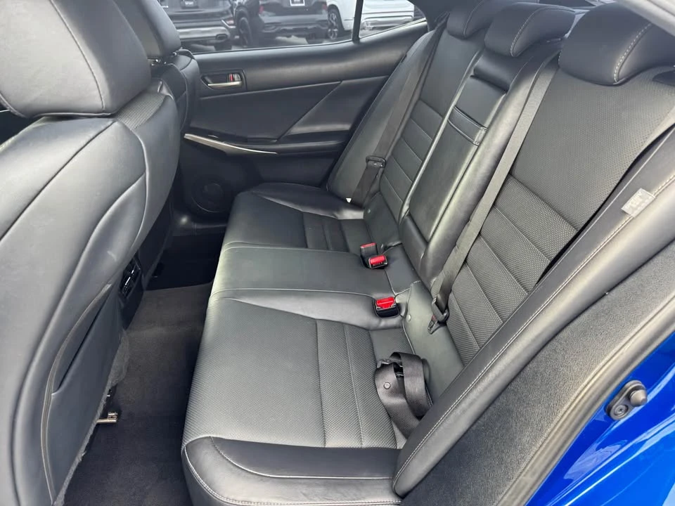 2019 Lexus IS 3rd Gen - Image 7 of 12