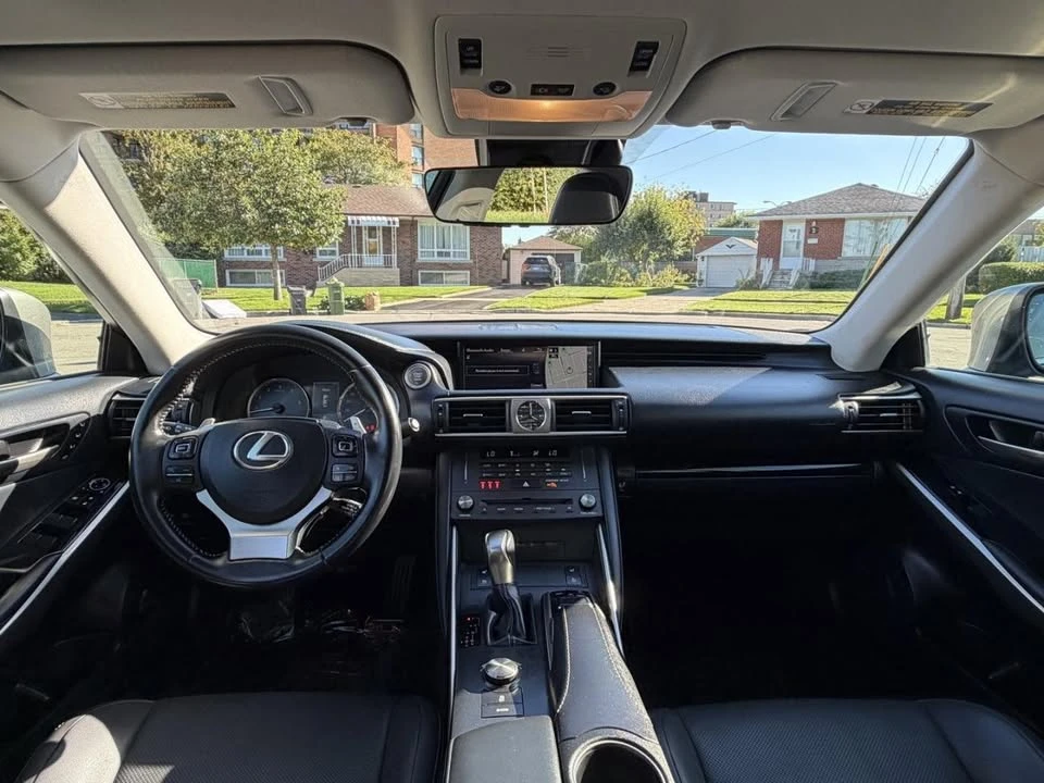 2019 Lexus IS 3rd Gen - Image 5 of 11
