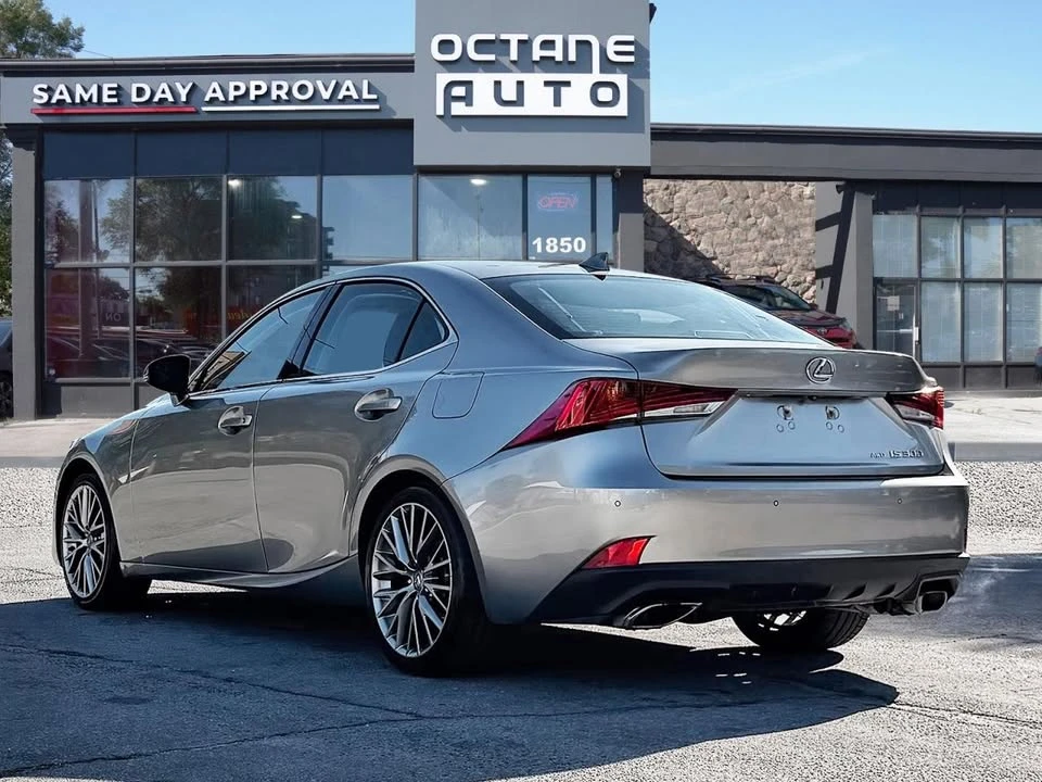 2019 Lexus IS 3rd Gen - Image 4 of 11