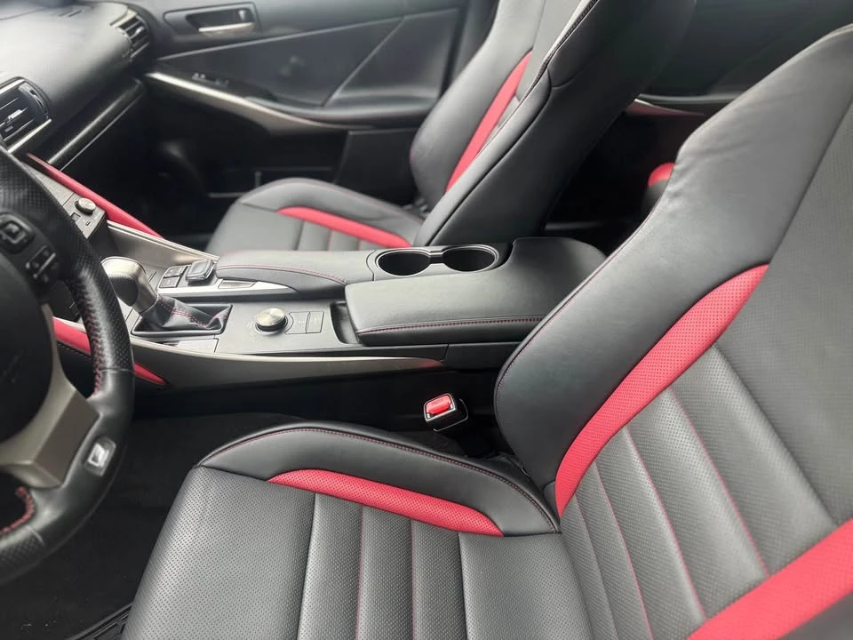 2019 Lexus IS 3rd Gen - Image 4 of 14