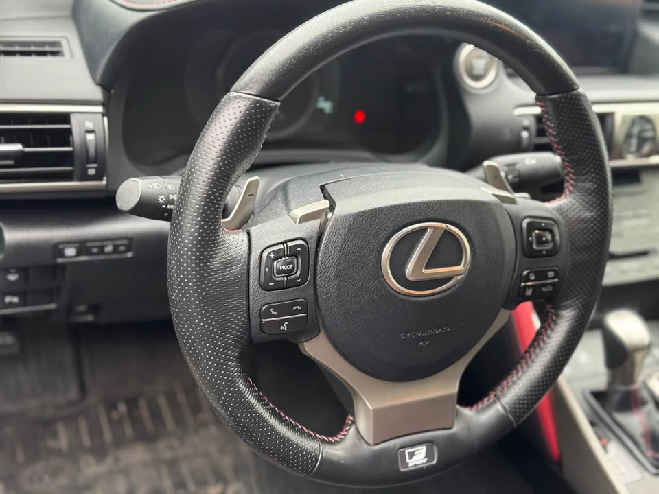 2019 Lexus IS 3rd Gen - Image 13 of 14