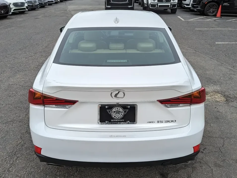 2019 Lexus IS 3rd Gen - Image 6 of 20