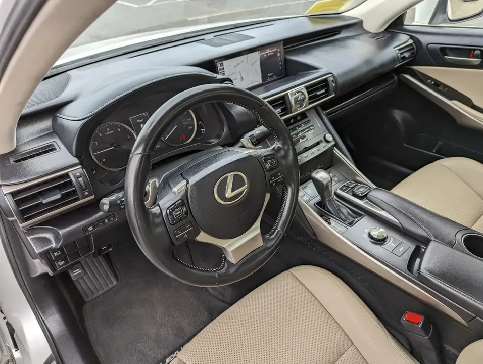 2019 Lexus IS 3rd Gen - Image 10 of 20