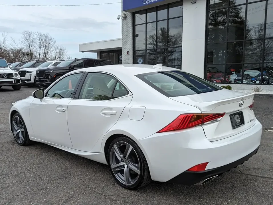 2019 Lexus IS 3rd Gen - Image 5 of 20