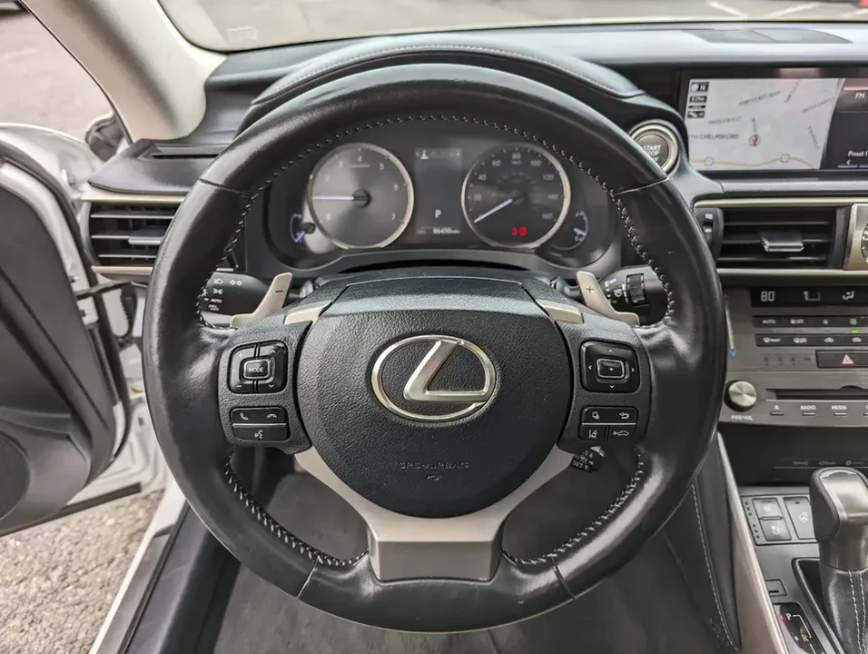 2019 Lexus IS 3rd Gen - Image 11 of 20