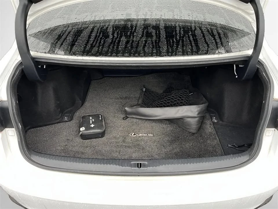 2019 Lexus IS 3rd Gen - Image 7 of 14