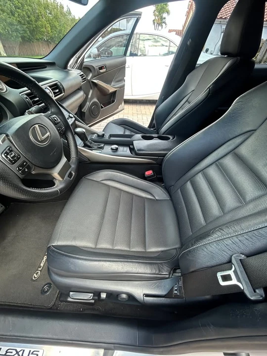 2019 Lexus IS 3rd Gen - Image 8 of 19