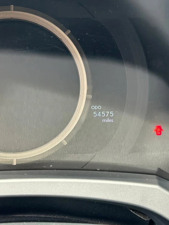 2019 Lexus IS 3rd Gen - Image 17 of 19