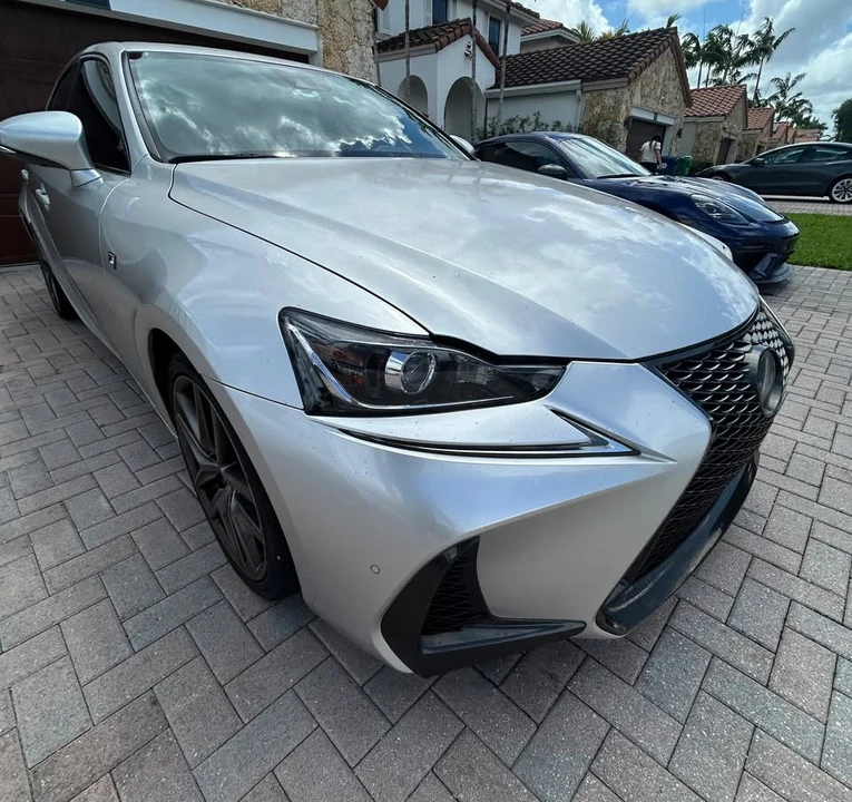 2019 Lexus IS 3rd Gen - Image 3 of 19