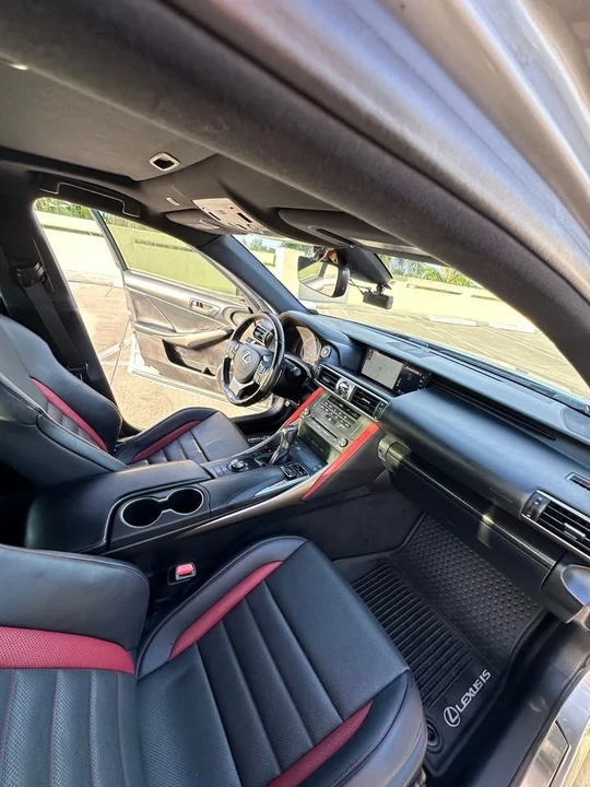 2019 Lexus IS 3rd Gen - Image 9 of 15