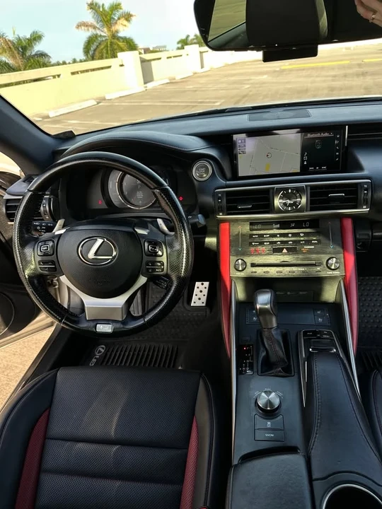2019 Lexus IS 3rd Gen - Image 11 of 15
