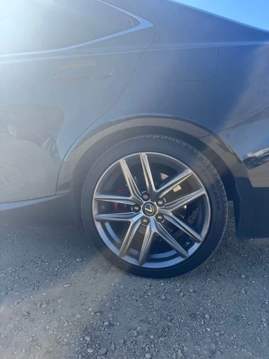 2019 Lexus IS 3rd Gen - Image 4 of 6