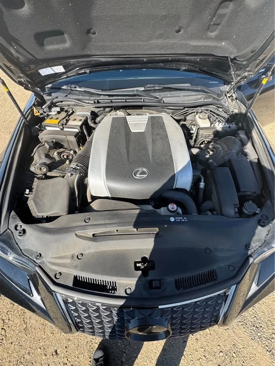 2019 Lexus IS 3rd Gen - Image 7 of 9