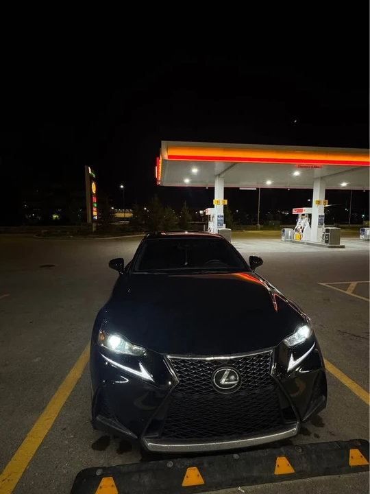 2019 Lexus IS 3rd Gen - Image 3 of 6