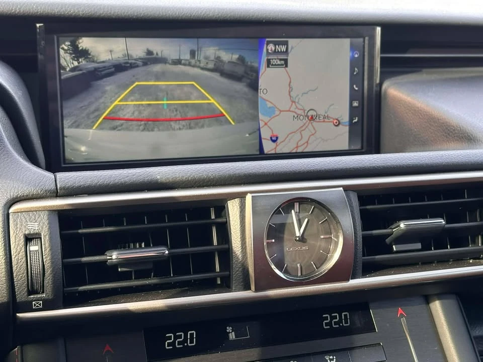 2019 Lexus IS 3rd Gen - Image 14 of 20