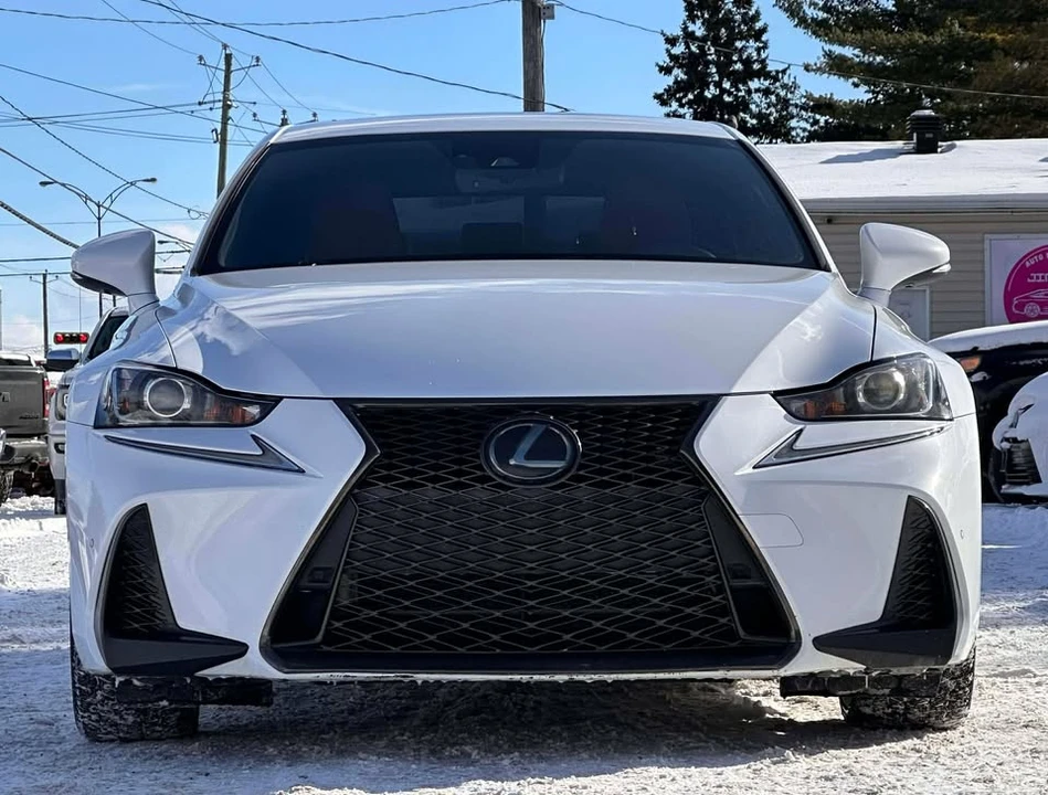2019 Lexus IS 3rd Gen - Image 8 of 20