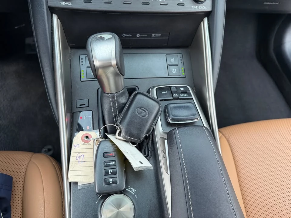 2019 Lexus IS 3rd Gen - Image 16 of 16
