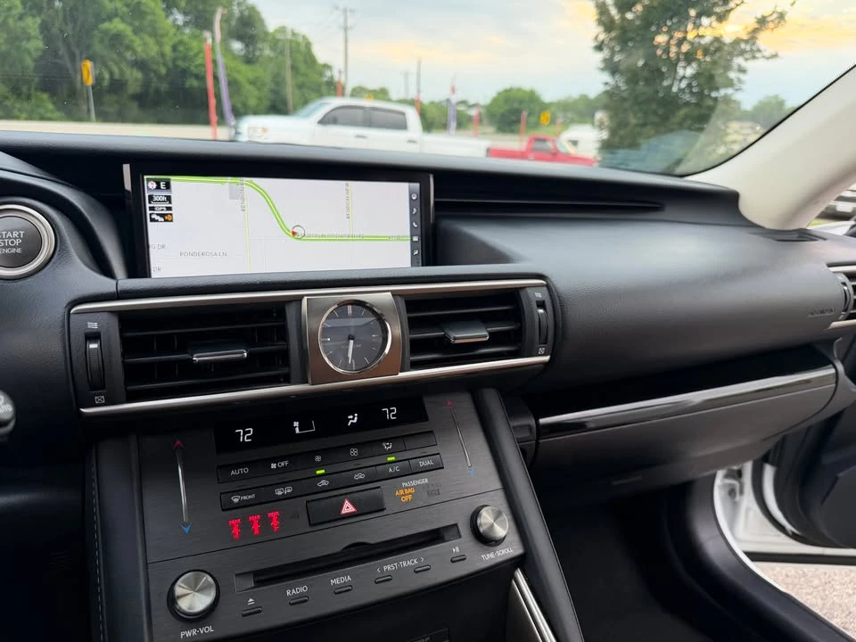 2019 Lexus IS 3rd Gen - Image 14 of 16