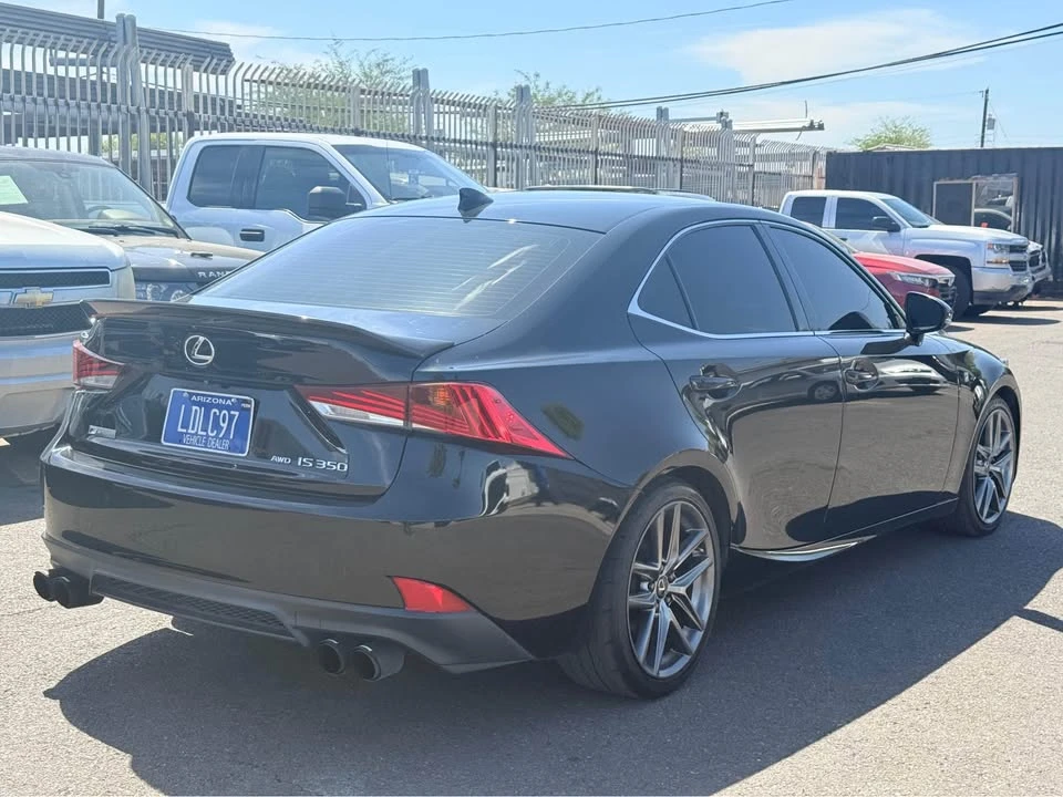 2019 Lexus IS 3rd Gen - Image 6 of 7