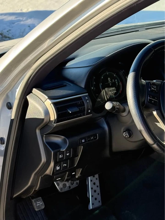 2019 Lexus IS 3rd Gen - Image 8 of 19