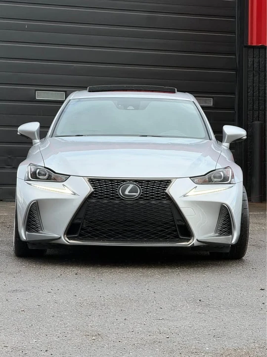 2019 Lexus IS 3rd Gen - Image 3 of 20