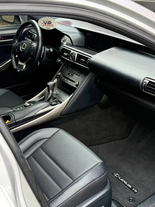 2019 Lexus IS 3rd Gen - Image 7 of 20