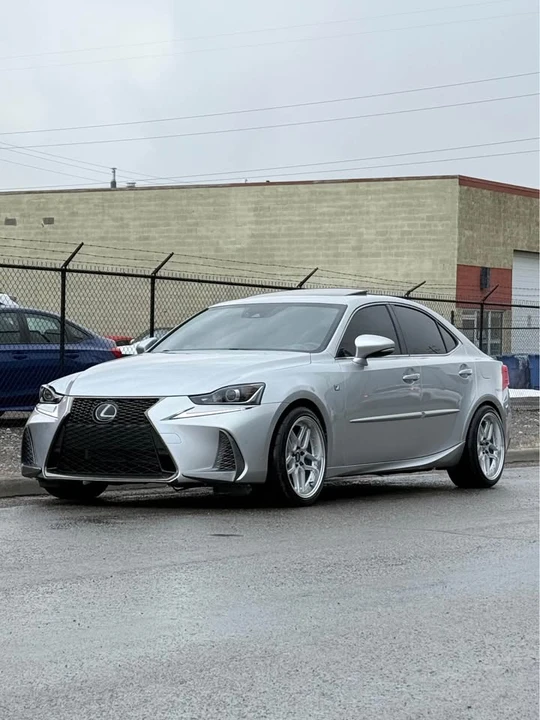 2019 Lexus IS 3rd Gen - Image 2 of 20