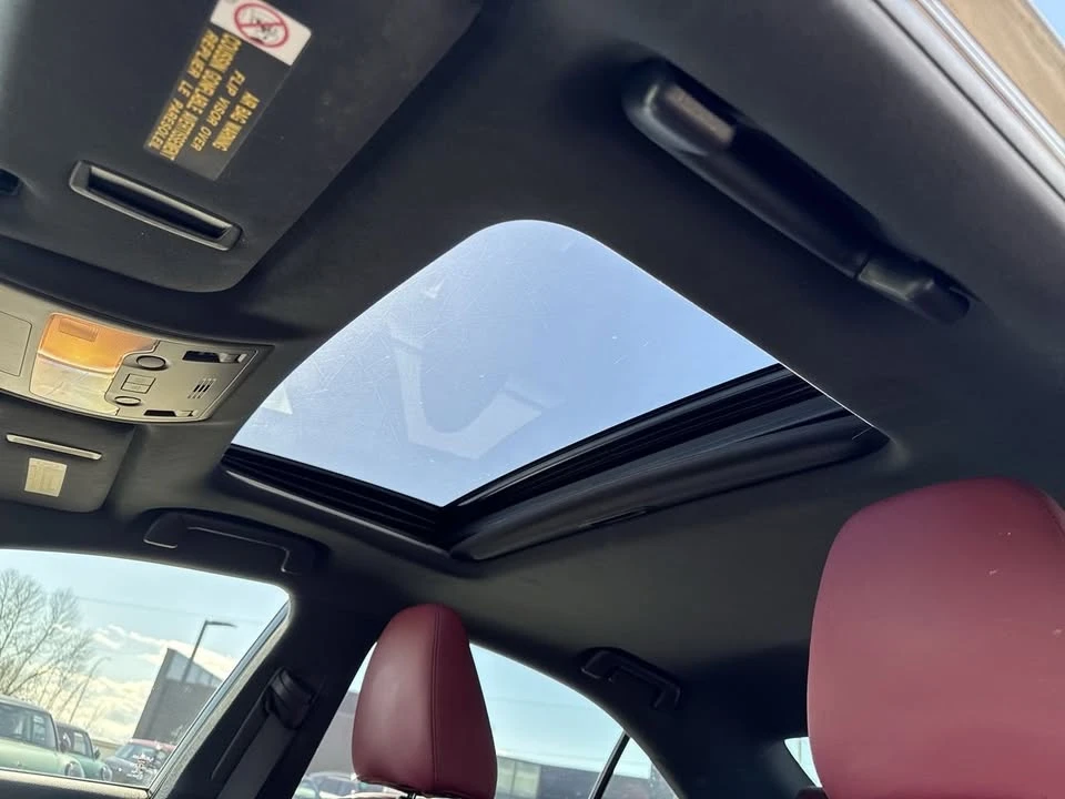2019 Lexus IS 3rd Gen - Image 16 of 17