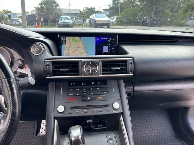 2019 Lexus IS 3rd Gen - Image 12 of 13