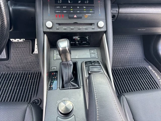 2019 Lexus IS 3rd Gen - Image 13 of 13