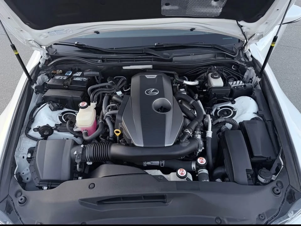 2019 Lexus IS 3rd Gen - Image 12 of 12