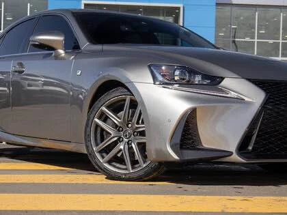 2019 Lexus IS 3rd Gen - Image 5 of 14