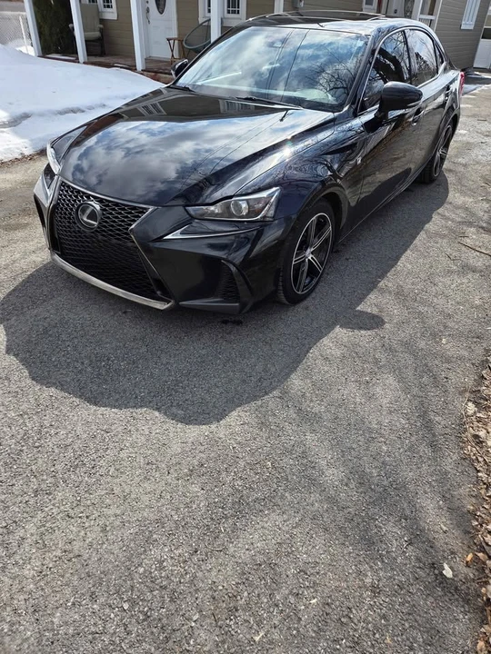 2019 Lexus IS 3rd Gen - Image 2 of 9