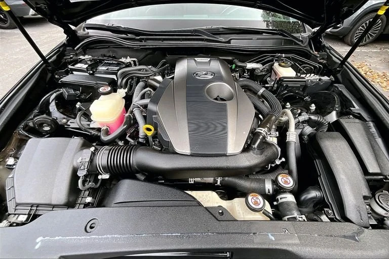 2019 Lexus IS 3rd Gen - Image 7 of 11