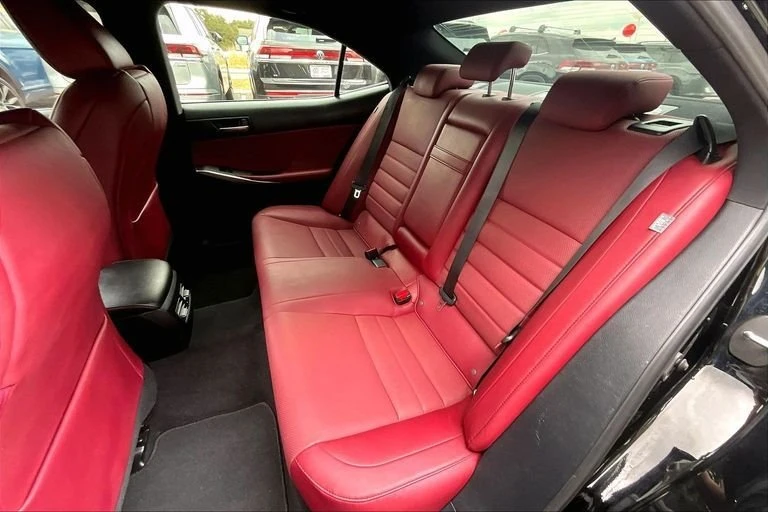 2019 Lexus IS 3rd Gen - Image 11 of 11