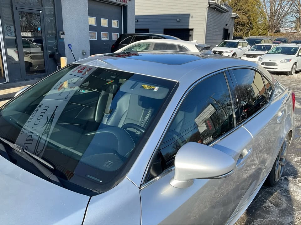2019 Lexus IS 3rd Gen - Image 12 of 20