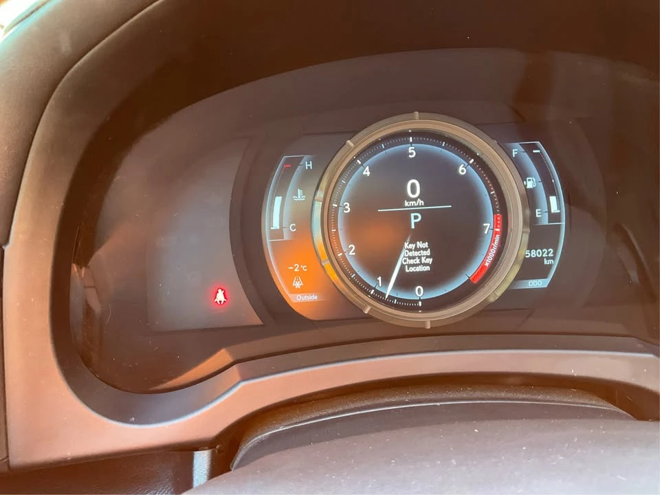 2019 Lexus IS 3rd Gen - Image 18 of 20