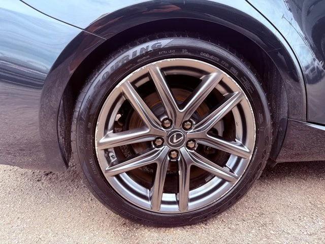 2019 Lexus IS 3rd Gen - Image 12 of 20