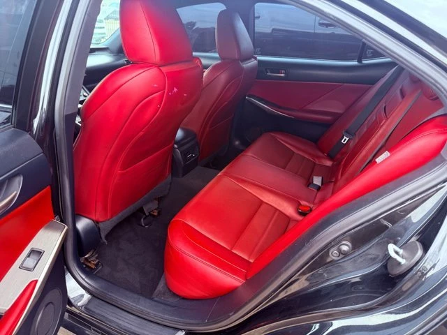 2019 Lexus IS 3rd Gen - Image 17 of 20