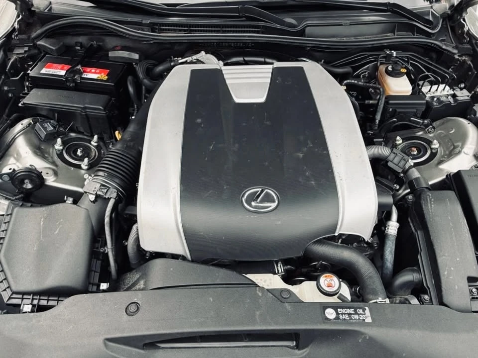 2019 Lexus IS 3rd Gen - Image 10 of 20