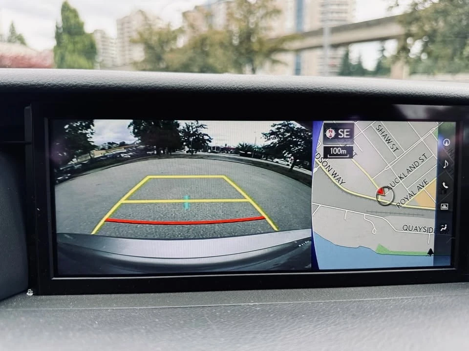 2019 Lexus IS 3rd Gen - Image 16 of 20