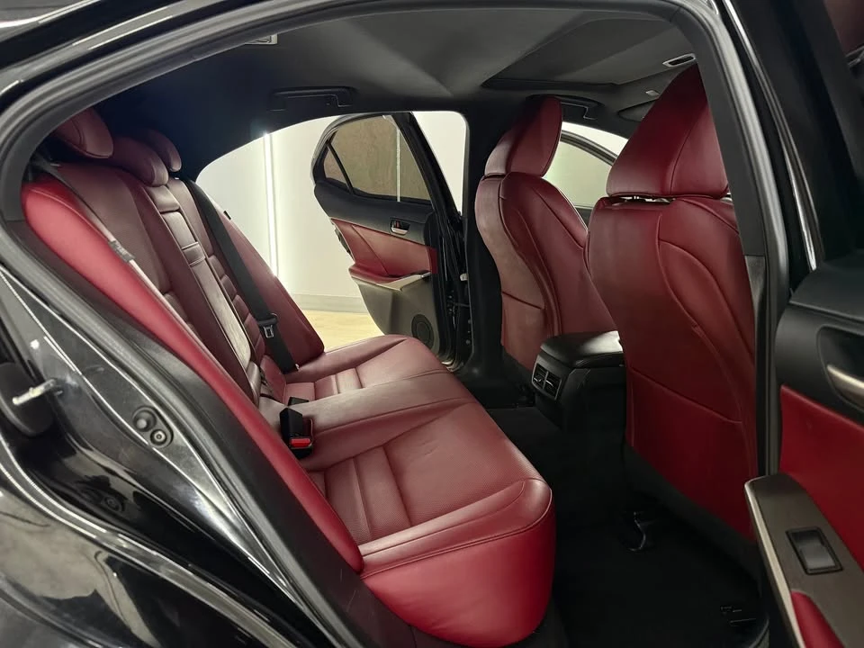 2019 Lexus IS 3rd Gen - Image 14 of 19