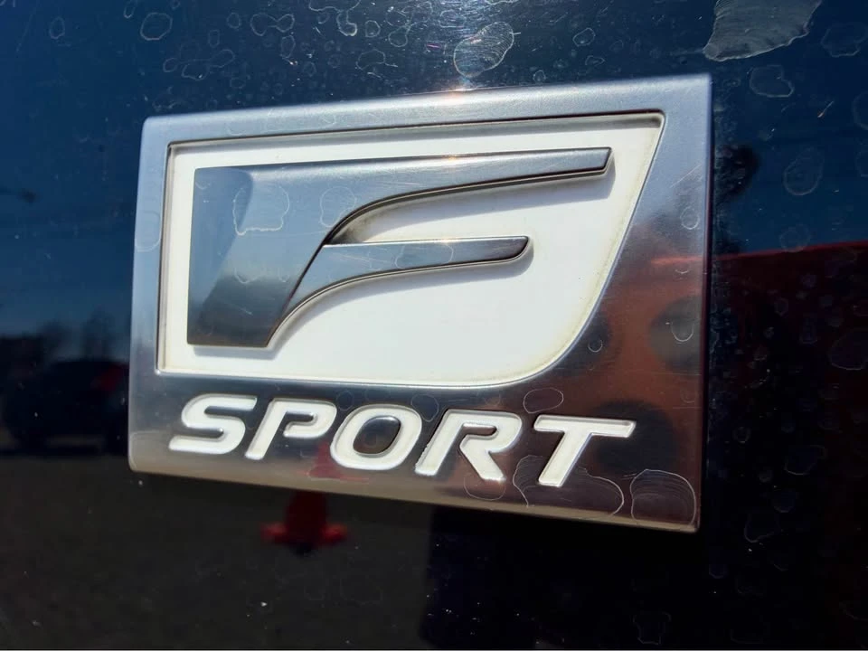 2019 Lexus IS 3rd Gen - Image 9 of 20