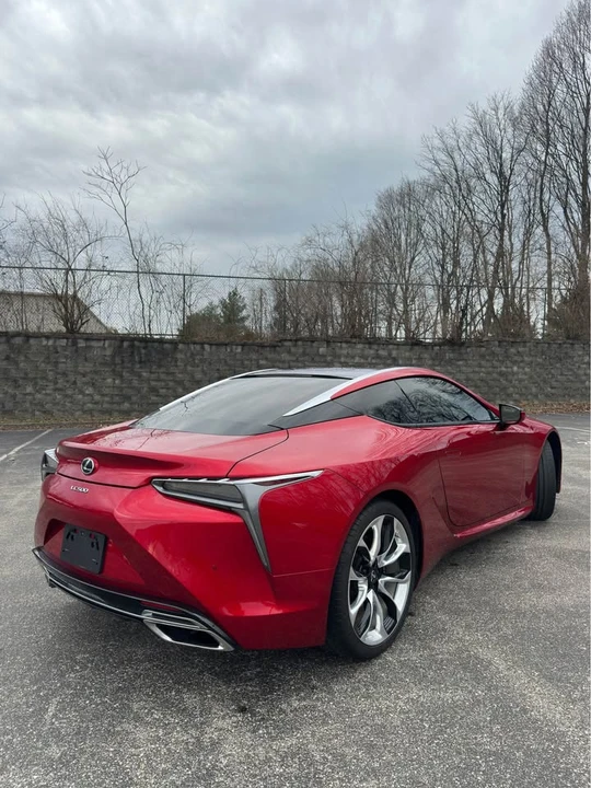 2019 Lexus LC - Image 4 of 11