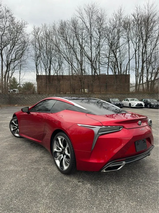 2019 Lexus LC - Image 6 of 11