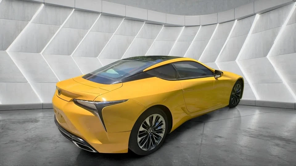 2019 Lexus LC - Image 5 of 12